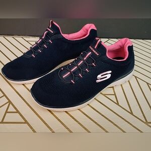 Skechers Women's Black and Pink Athletic Shoes